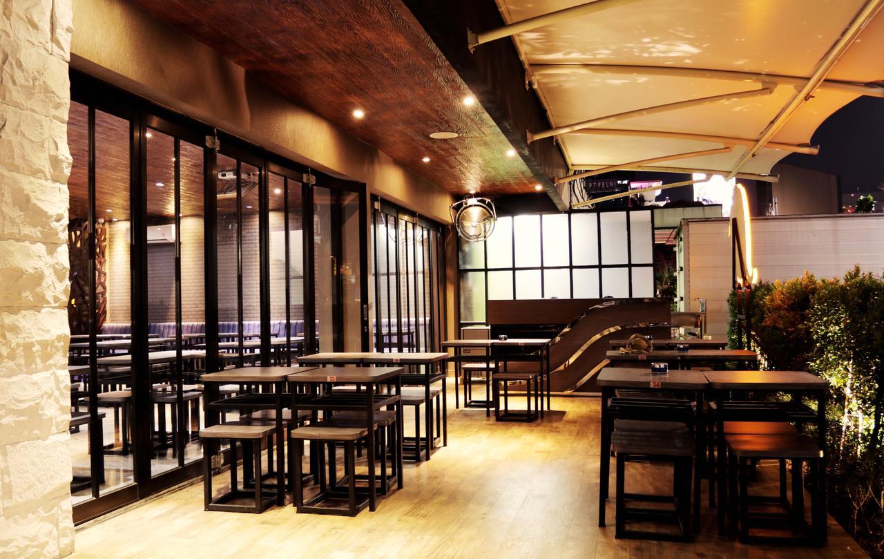 Shakti Hotel Jakarta Luaran gambar